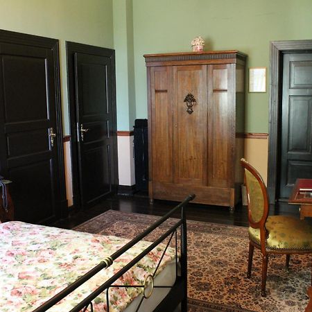 Hotel Gutshaus Kubbelkow Bergen Auf Rugen Habitación foto